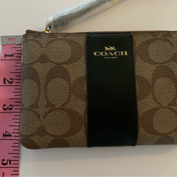 Coach signature Corner zip wristlet - Picture 6 of 8